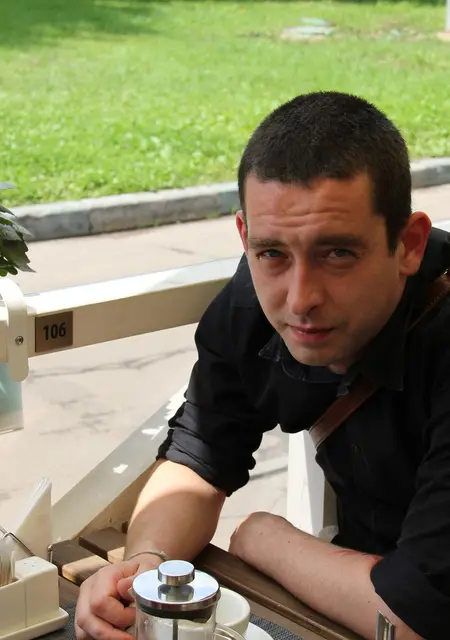 Я Дмитрий, 40, из Королева, ищу знакомства без обязательств