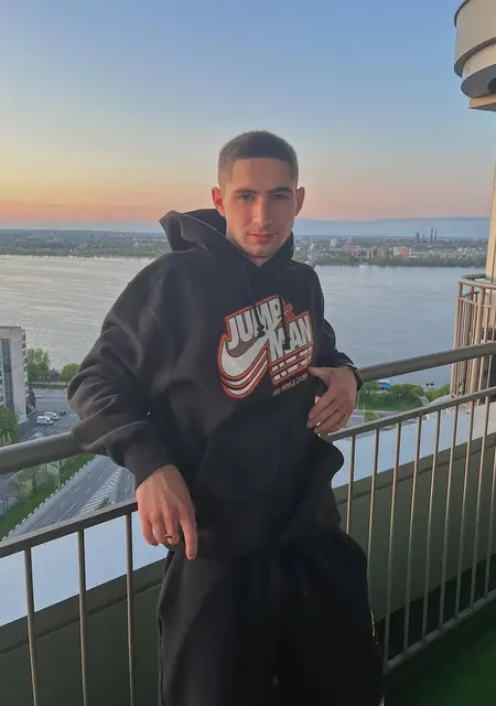 Вадим з Харкова, мені 27 років, познайомлюсь для постійних стосунків