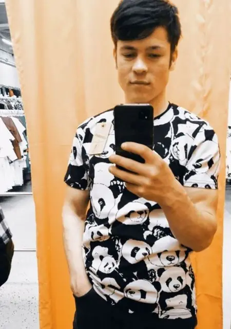 Я Андрей Александров, 80, из Санкт-Петербурга, ищу знакомства без обязательств