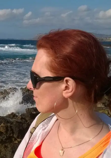 Диана из Выборга, мне 43, познакомлюсь на одну ночь