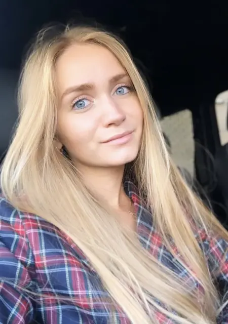 Александра из Набережных Челнов, мне 26, познакомлюсь для вирта