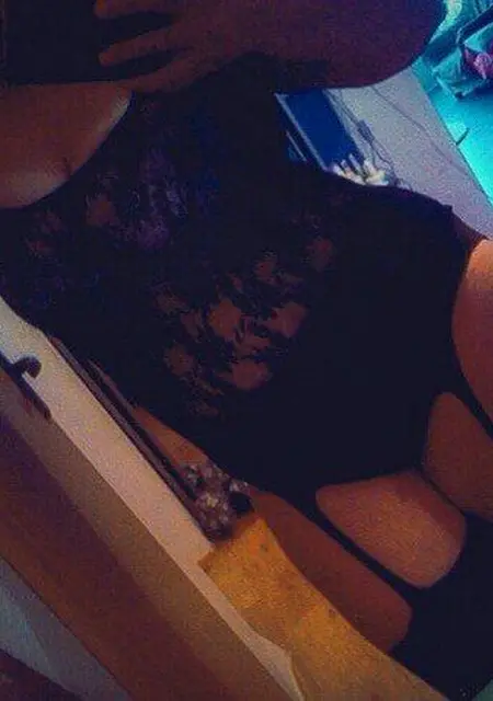 Ириска из Красноярска, мне 43, познакомлюсь на одну ночь