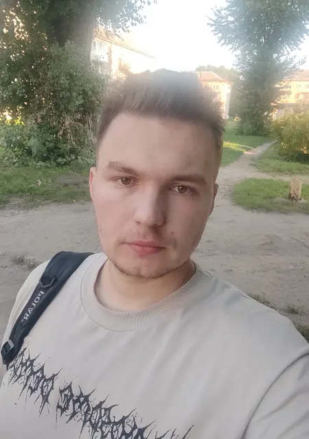 Ivan из Балтийска, мне 25, познакомлюсь для приятного времяпровождения