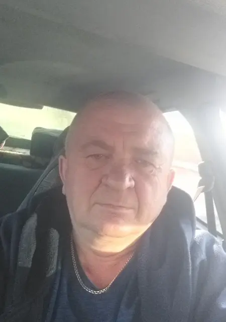 Александр Викторов из Новосибирска, мне 53, познакомлюсь без обязательств