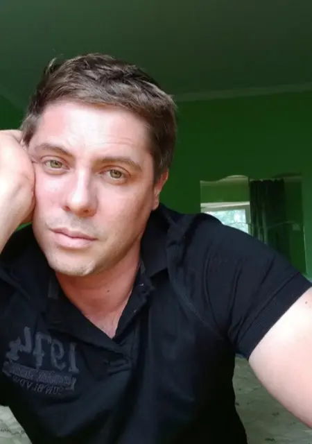 Денис из Балашихи, ищу на сайте знакомства на одну ночь