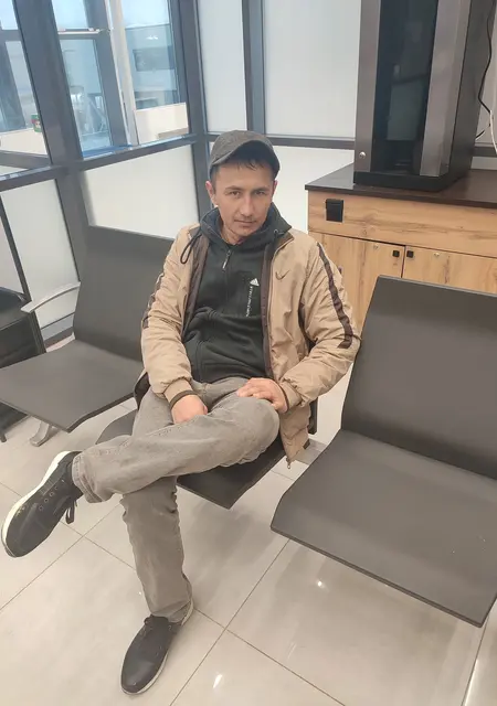 Я Hamdam, 39, из Пятигорска, ищу знакомства на одну ночь