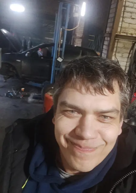 Александр из Вырицы, ищу на сайте знакомства на одну ночь