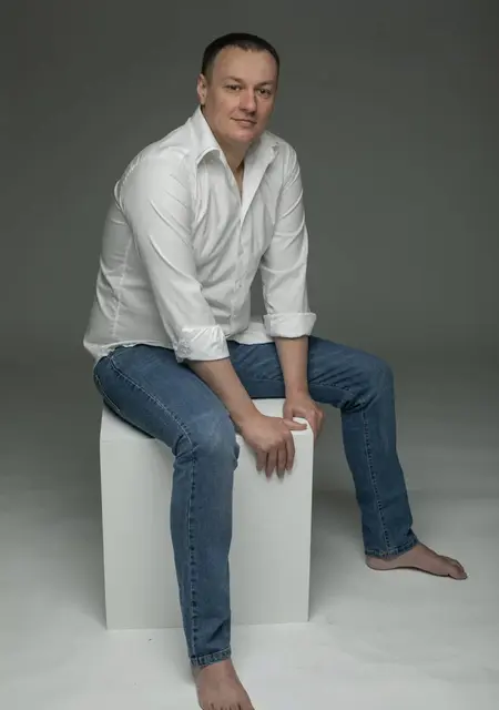 Станислав из Санкт-Петербурга, мне 35, познакомлюсь для приятного времяпровождения