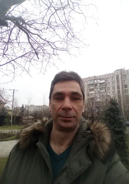 Влад из Краснодара, мне 51, познакомлюсь без обязательств