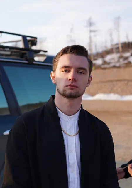 Паша из Южно-Сахалинска, ищу на сайте знакомства на одну ночь