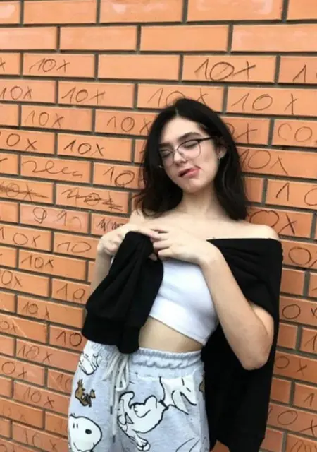 Саша из Москвы, мне 19, познакомлюсь для вирта