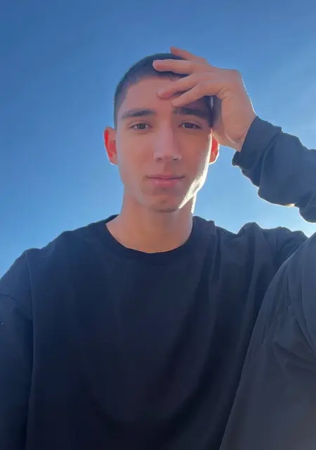 Амир из Тюмени, ищу на сайте знакомства без обязательств