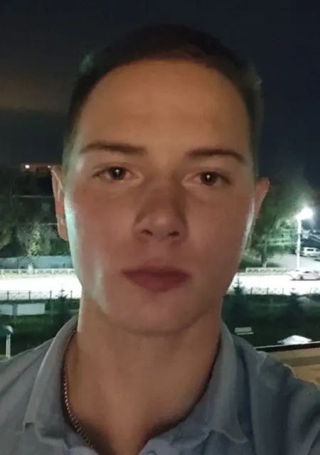 Никита из Новомосковска, ищу на сайте знакомства на одну ночь