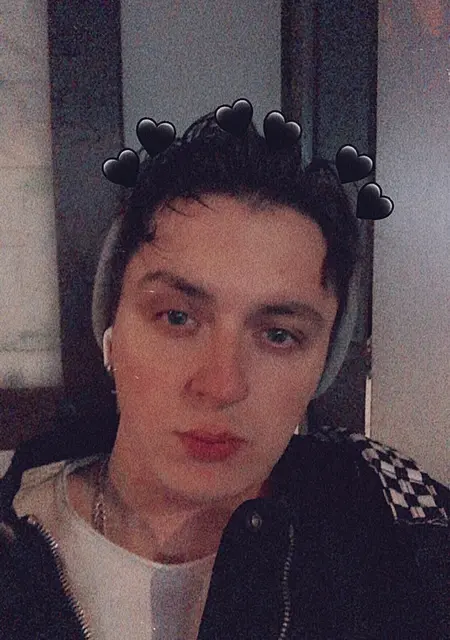 Рома из Балашихи, мне 25, познакомлюсь для приятного времяпровождения