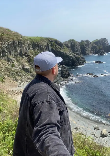 Максим из Большого Камня, мне 31, познакомлюсь для приятного времяпровождения