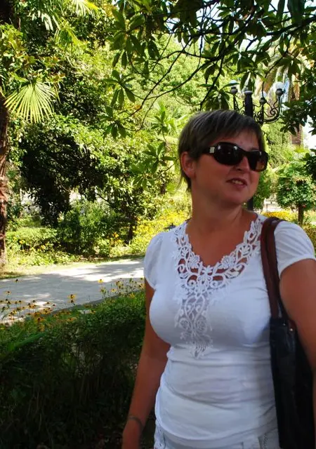 Ксения из Сергиева Посада, мне 51, познакомлюсь без обязательств