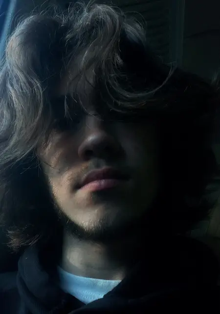 Дмитрий из Правдинского, мне 21, познакомлюсь без обязательств