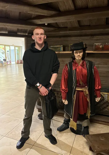 Степан из Абакана, ищу на сайте знакомства на одну ночь