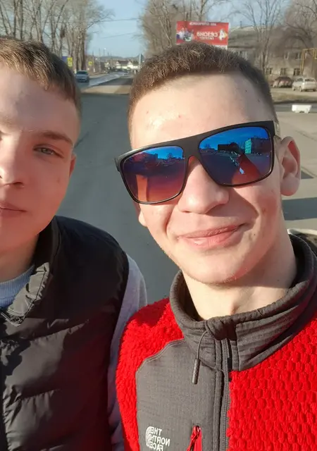 Я Илья, 25, знакомлюсь для дружбы в Чапаевске