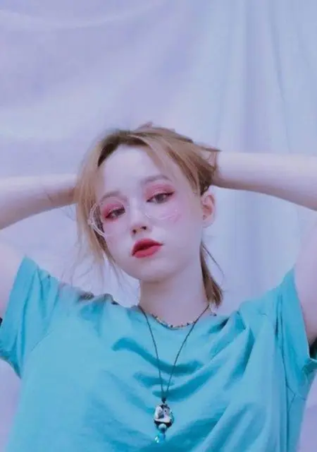 Настюшка из Воронежа, мне 20, познакомлюсь для вирта