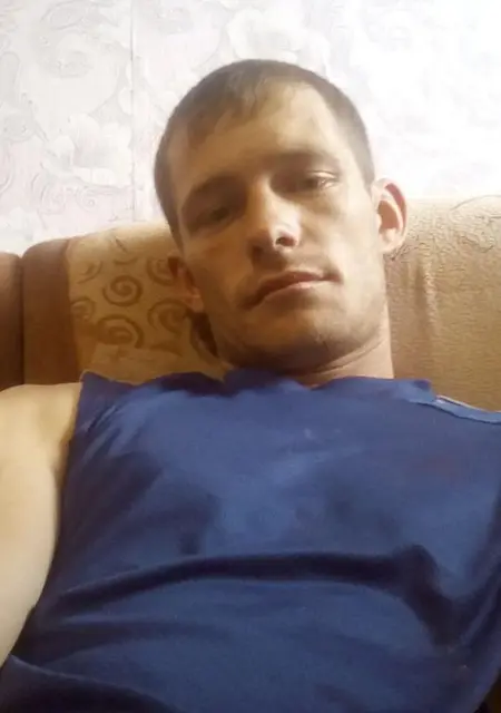 Я Артем, 35, знакомлюсь без обязательств в Ванине