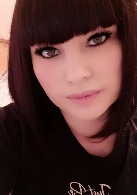 Я Лина, 42, из Сергиева Посада, ищу знакомства на одну ночь