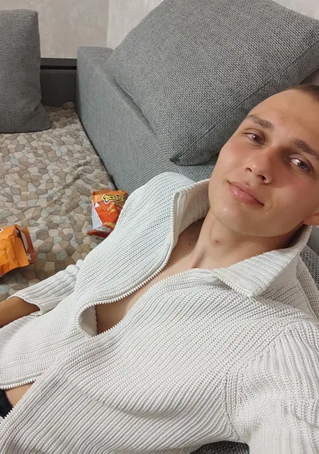 Я Семён, 28, из Темрюка, ищу знакомство для приятного времяпровождения