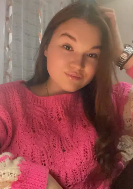 Я Ирина, 27, знакомлюсь для открытые отношения в Москве