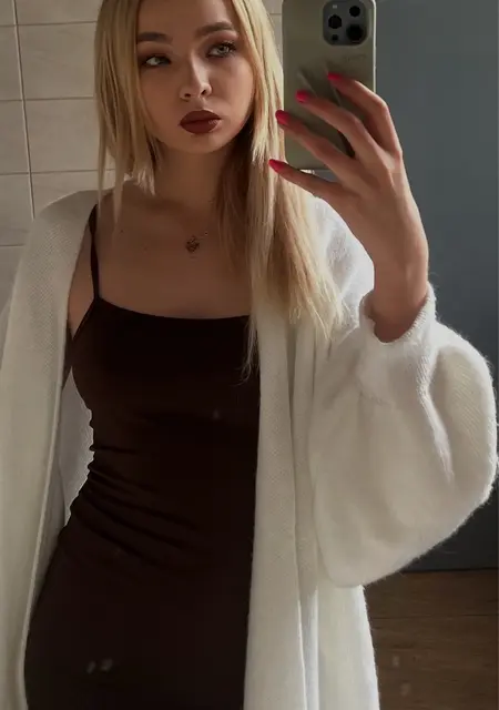 Молли из Воткинска, мне 23, познакомлюсь для приятного времяпровождения