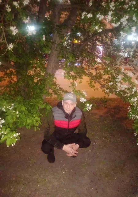 Я Павел, 35, знакомлюсь без обязательств в Кургане