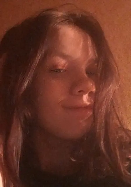 Я Евгения, 18, из Дзержинска, ищу знакомство для приятного времяпровождения