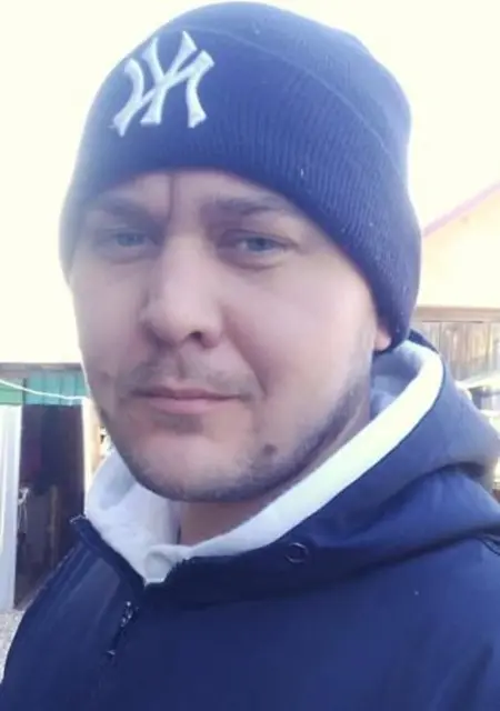 Сергей из Кургана, ищу на сайте общение