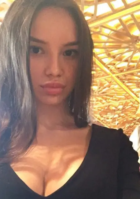 Я Кристина, 26, из Зеленограда, ищу знакомство для приятного времяпровождения