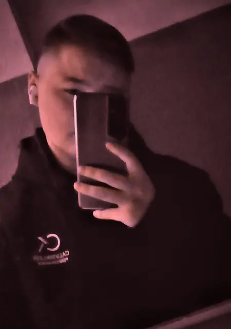 Я Роман, 19, знакомлюсь на одну ночь в Калининграде