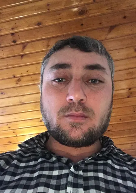 Maks из Грозного, мне 25, познакомлюсь для общения