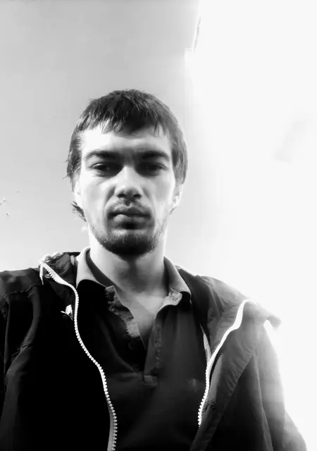 Я Максим, 34, из Молодечно, ищу знакомства на одну ночь