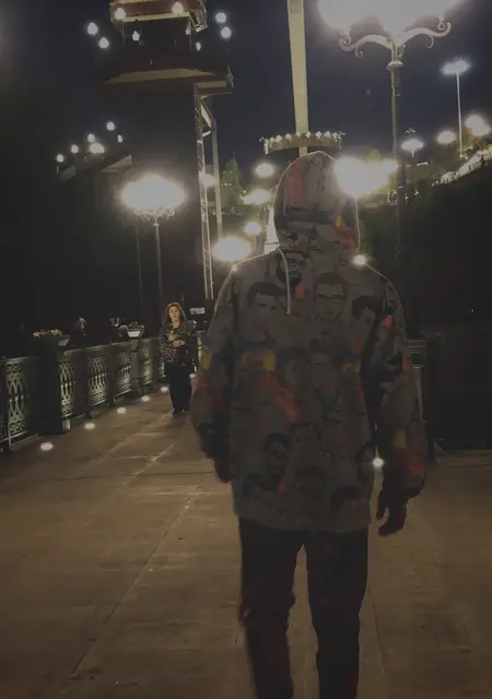 Я Аалксандр, 22, знакомлюсь для открытые отношения в Черкесске