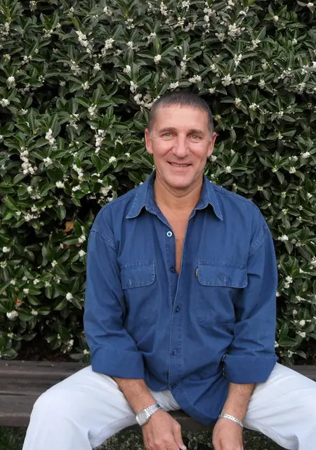 Я Владимир, 60, из Геленджика, ищу знакомство для постоянных отношений