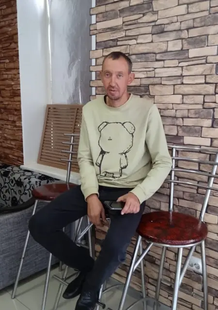 Виталик из Минеральных Вод, мне 42, познакомлюсь без обязательств