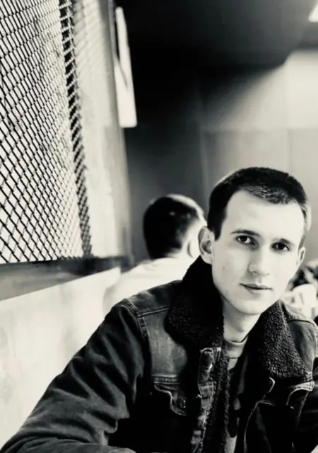 Сергей из Мелитополя, ищу на сайте знакомства без обязательств