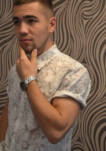 Тимур из Полевского, мне 32, познакомлюсь для вирта