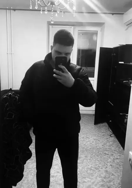 Павел из Жигулевска, ищу на сайте знакомства на одну ночь