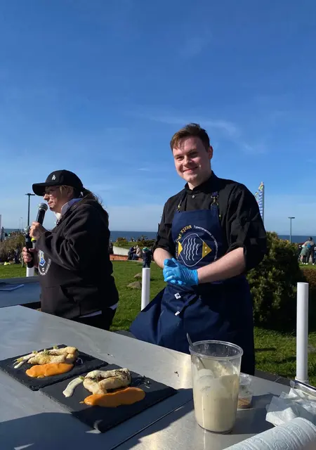 Я Валерий, 23, из Зеленоградска, ищу знакомство для постоянных отношений