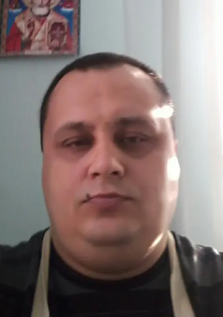 Николай из Покровска, мне 43, познакомлюсь на одну ночь