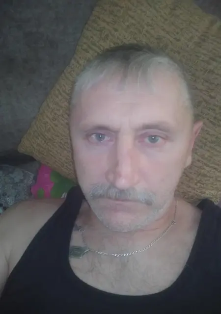 Я Oleg, 53, из Екатеринбурга, ищу знакомства на одну ночь