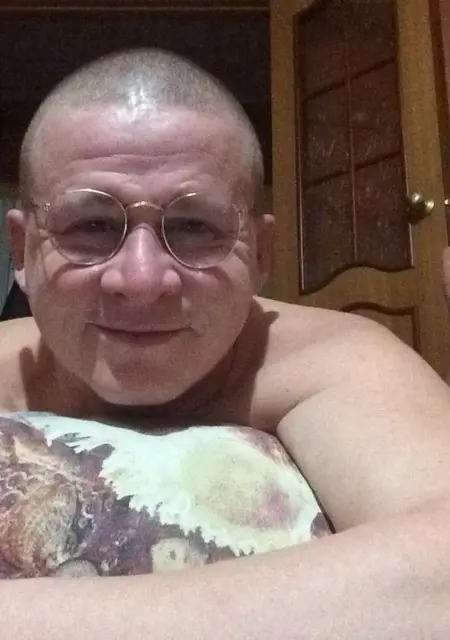 Виктор из Челябинска, мне 51, познакомлюсь для дружбы