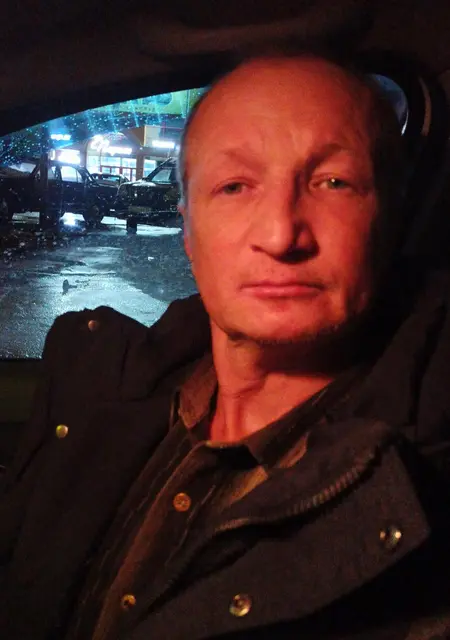 Я Александр, 51, из Волжского, ищу знакомства на одну ночь