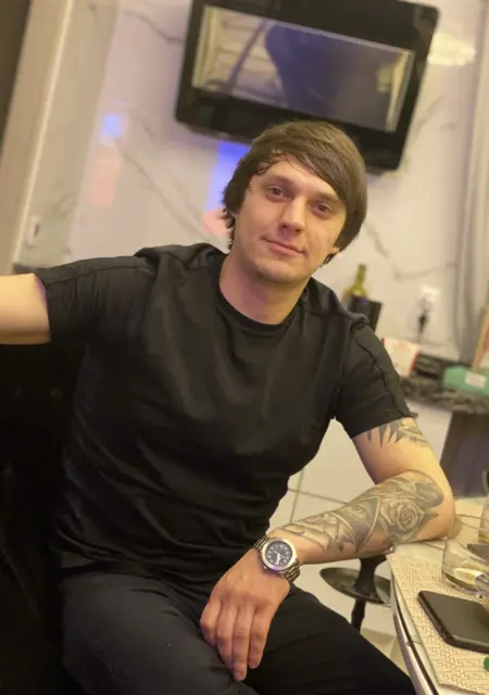 Я Эрик, 32, знакомлюсь для постоянных отношений в Санкт-Петербурге