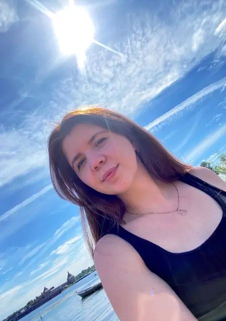 Я Александра, 29, знакомлюсь для приятного времяпровождения в Санкт-Петербурге