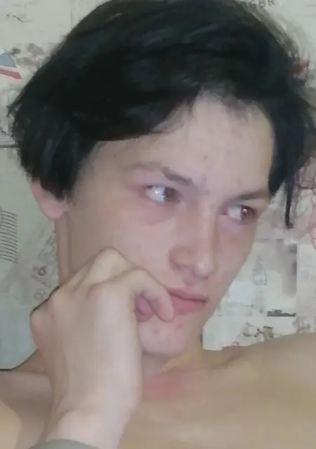 Я Данил, 20, из Абакана, ищу знакомства без обязательств
